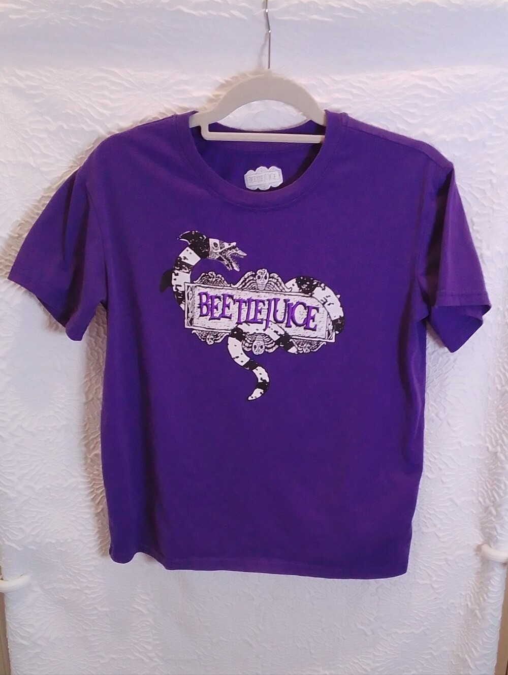 Beetlejuice Kids Youth M Purple Graphic Tee Sandworm Halloween